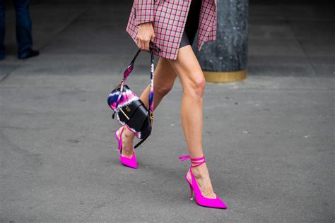 scarpe tacco gucci fucsia e ocra|Décolleté fucsia: come indossarle in base all'outfit .